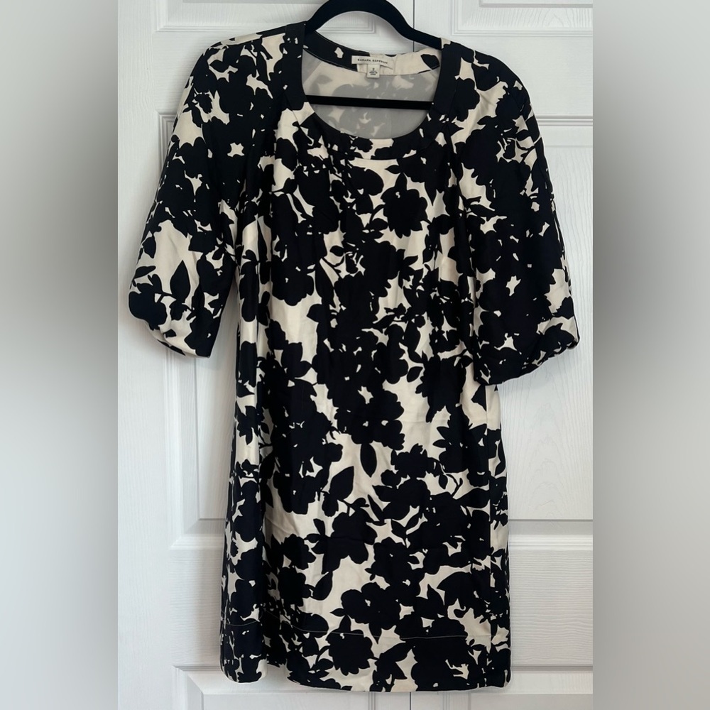 Women's Banana Republic Black & White Floral Silk Shift Dress